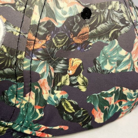 Carbon Elements Snapback Hat/ Cap Diamond 99 Embroided Gold White Adjustable - Picture 12 of 16